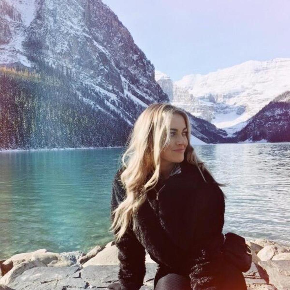 Meet your Posher, Ashley